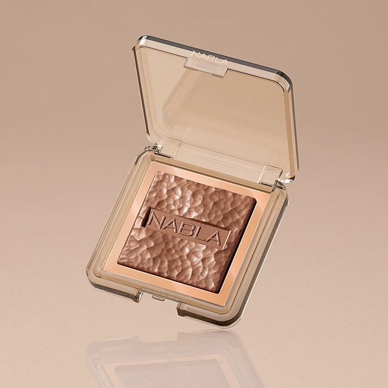 Nabla Miami Lights Collection Skin Bronzing - Face Bronzer 4 Nabla Miami Lights Collection Skin Bronzing - Face Bronzer - Image 2